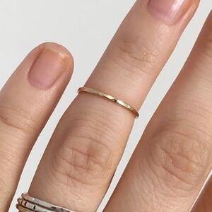 14k Gold Fill midi ring ✨